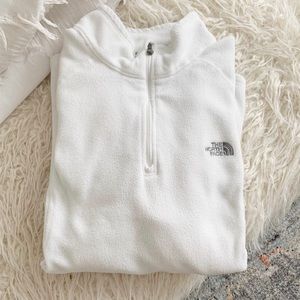 North Face Classic Pullover